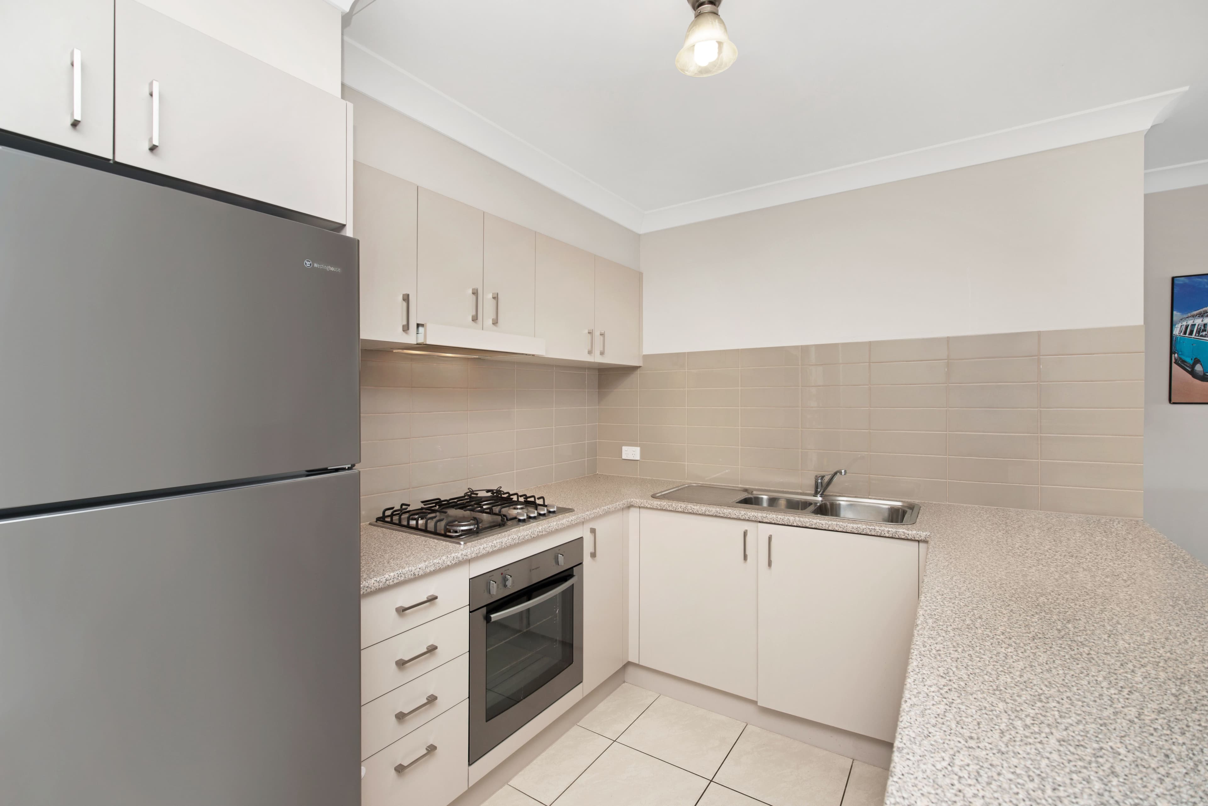 46 Mckeachie Drive, Aberglasslyn - Thumbnail 2