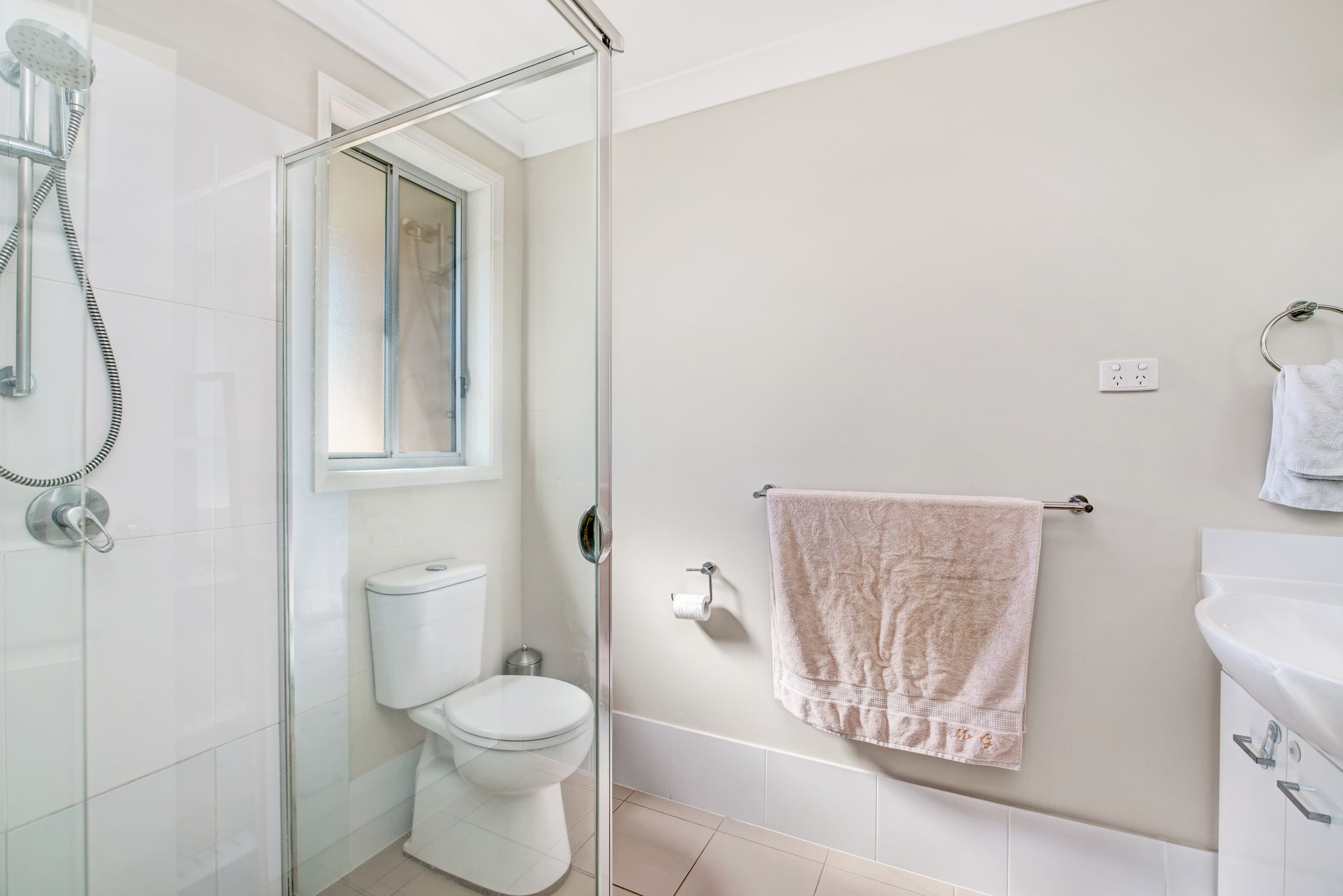 46 Mckeachie Drive, Aberglasslyn - Thumbnail 6