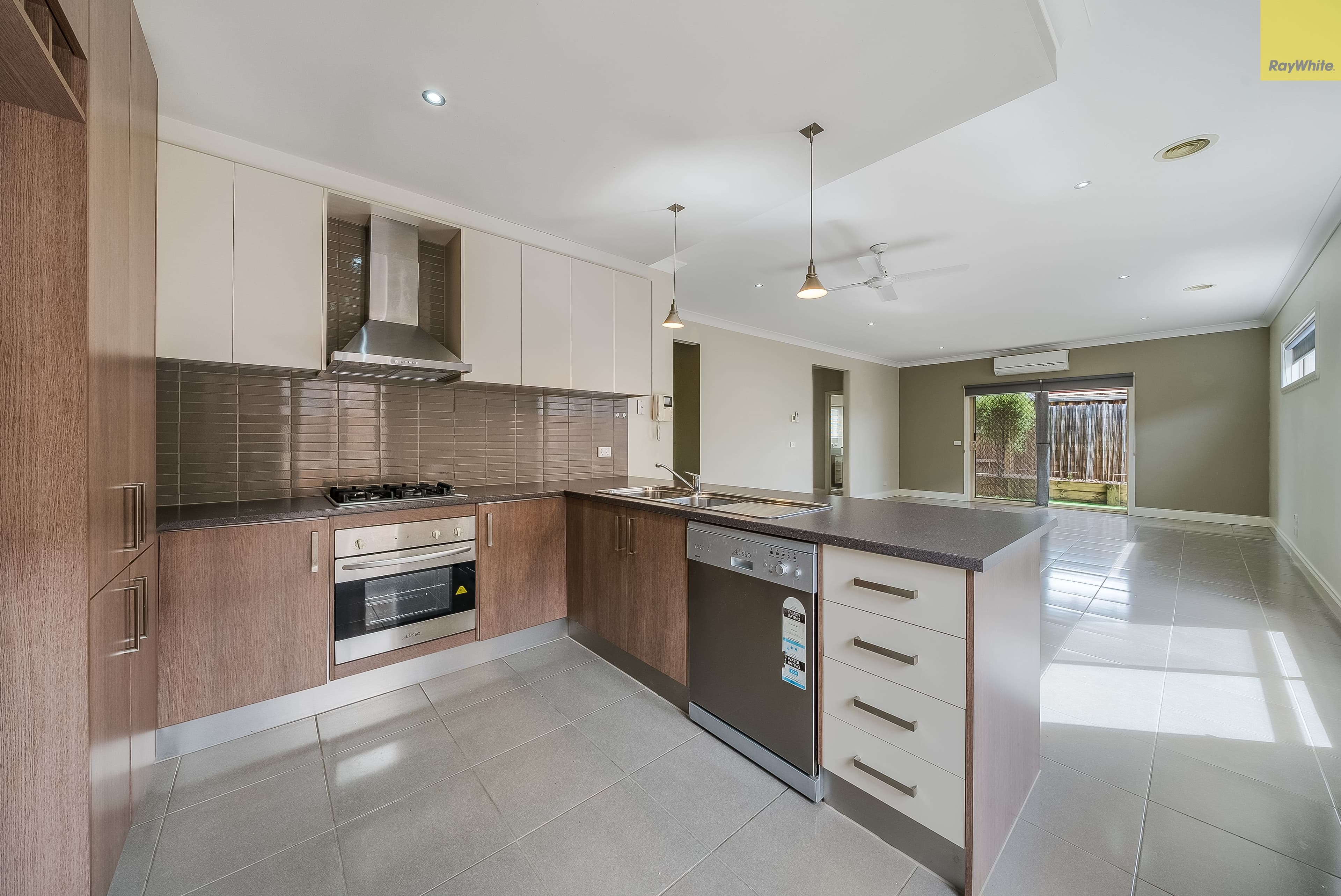 14A College Square, Bacchus Marsh VIC 3340, Bacchus Marsh - Thumbnail 2