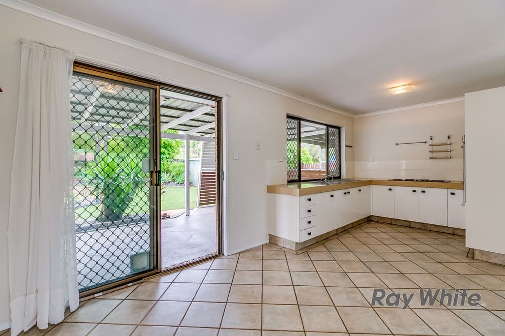 51 Cumberland Drive, Alexandra Hills QLD 4161, Alexandra Hills - Thumbnail 5