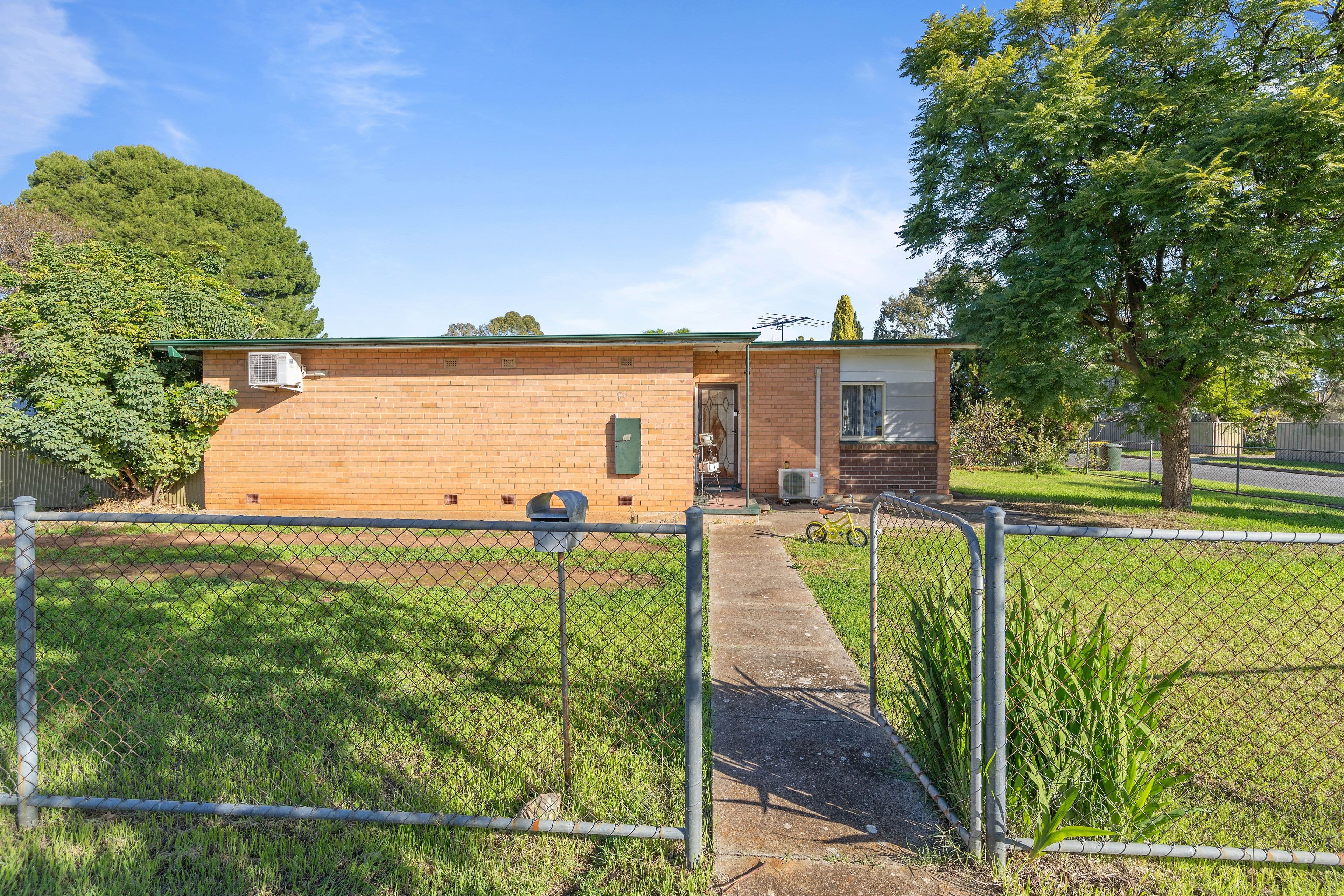 10 Bagot Road, Elizabeth South SA 5112, Elizabeth South - Image 1