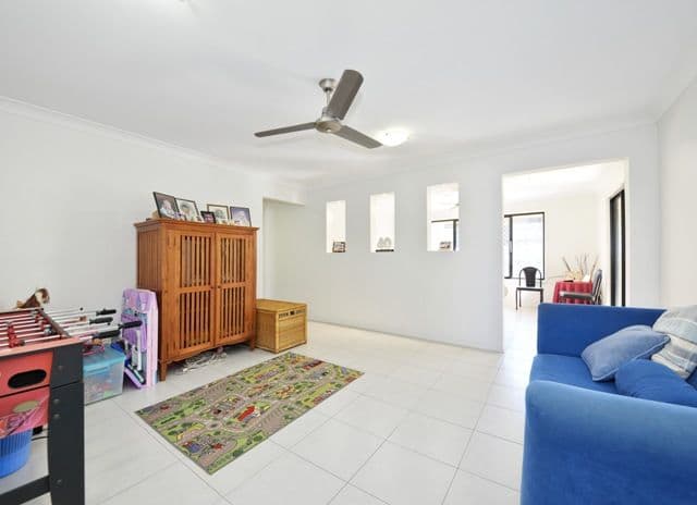 4 Sylvia Court, Rothwell QLD 4022, Rothwell - Thumbnail 3