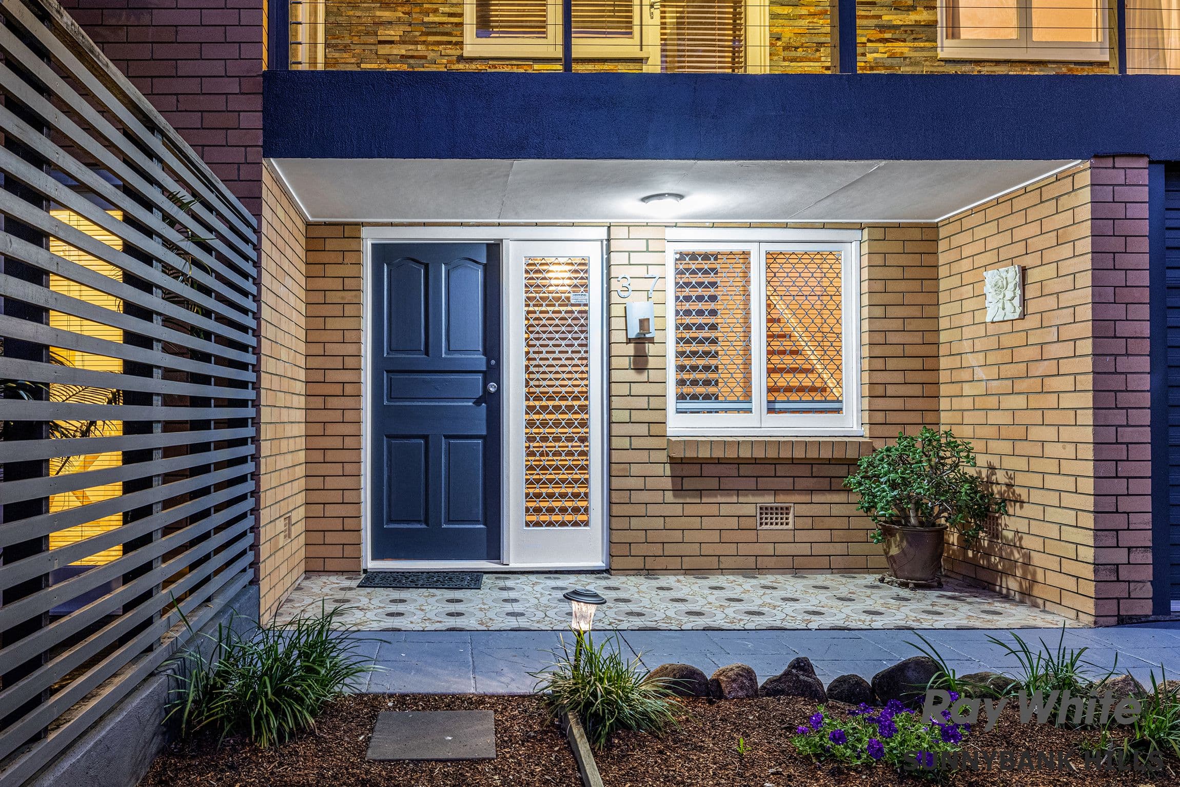 37 Jonathan Street, Macgregor QLD 4109, Macgregor - Thumbnail 2