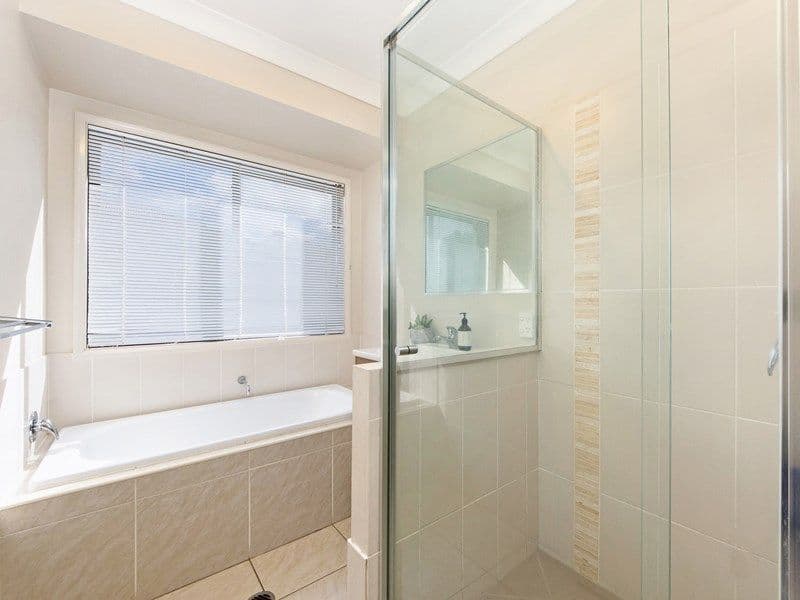 16 Stoney Creek Circuit, Ormeau QLD 4208, Ormeau - Thumbnail 6
