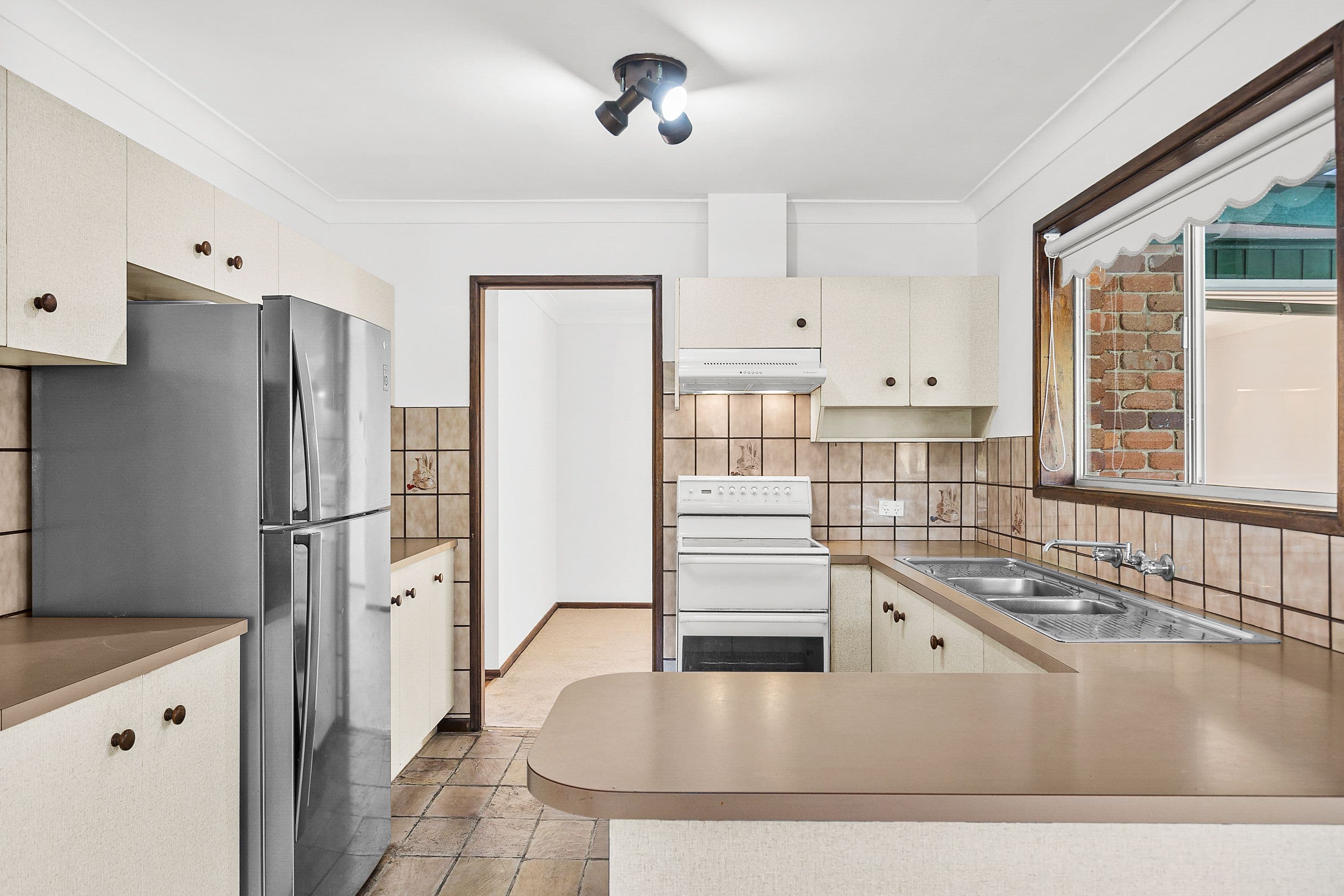 9 Flinders Close, Barrack Heights NSW 2528, Barrack Heights - Thumbnail 4