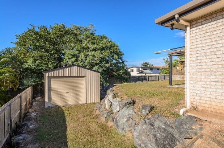 11 Orungal Street, CLINTON QLD 4680, Clinton - Thumbnail 2