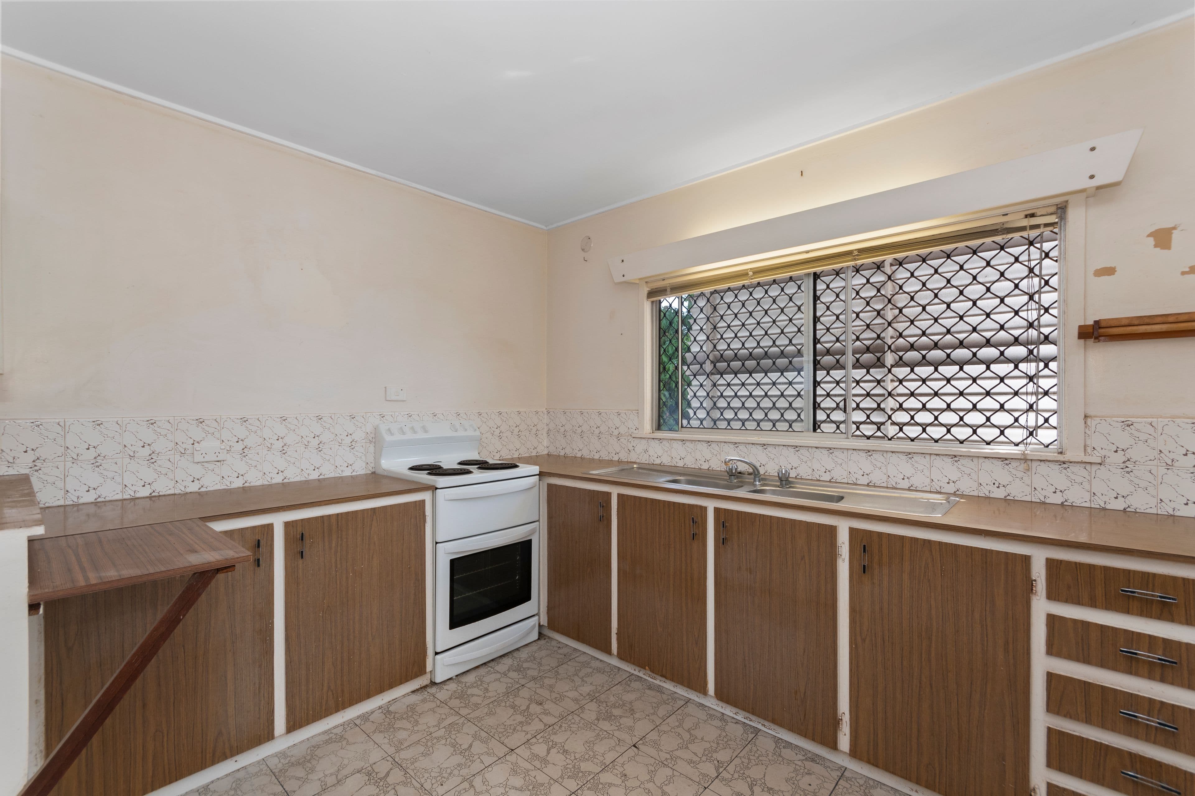 35 Quinn Street, Rosslea QLD 4812, Rosslea - Thumbnail 6