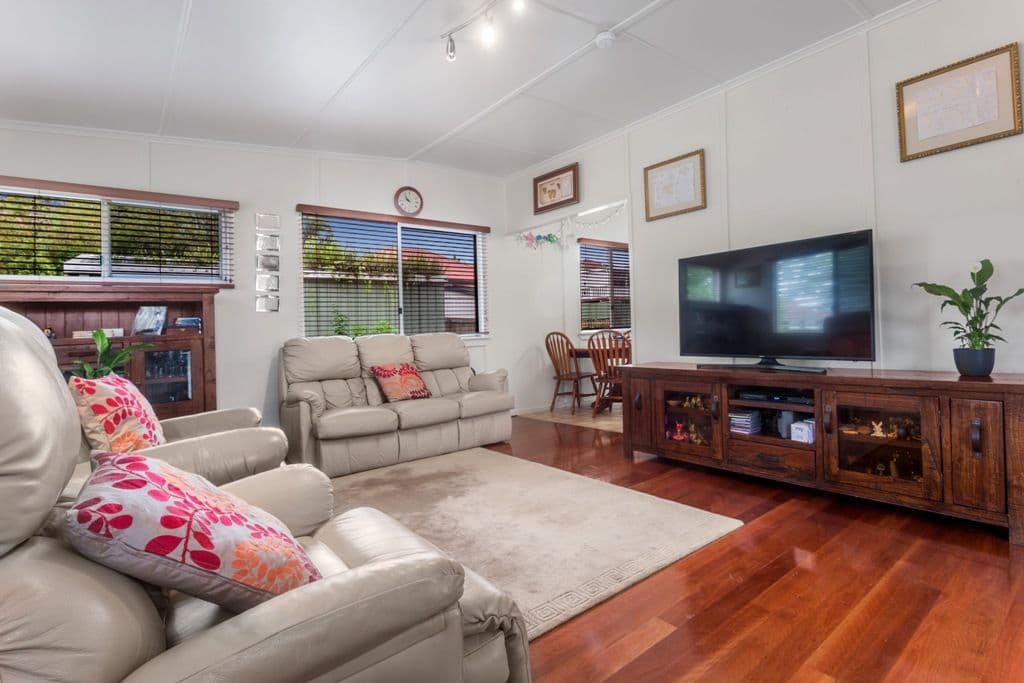 8 Bagot Street, Wavell Heights QLD 4012, Wavell Heights - Thumbnail 4