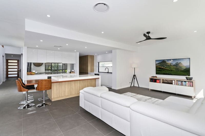 87 Bells Esplanade, Pelican Waters - Thumbnail 6