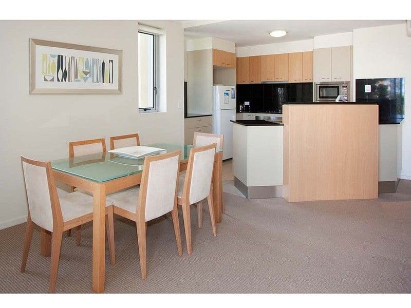 165 'Trilogy', 21 Cypress Avenue, SURFERS PARADISE QLD 4217, Surfers Paradise - Thumbnail 4