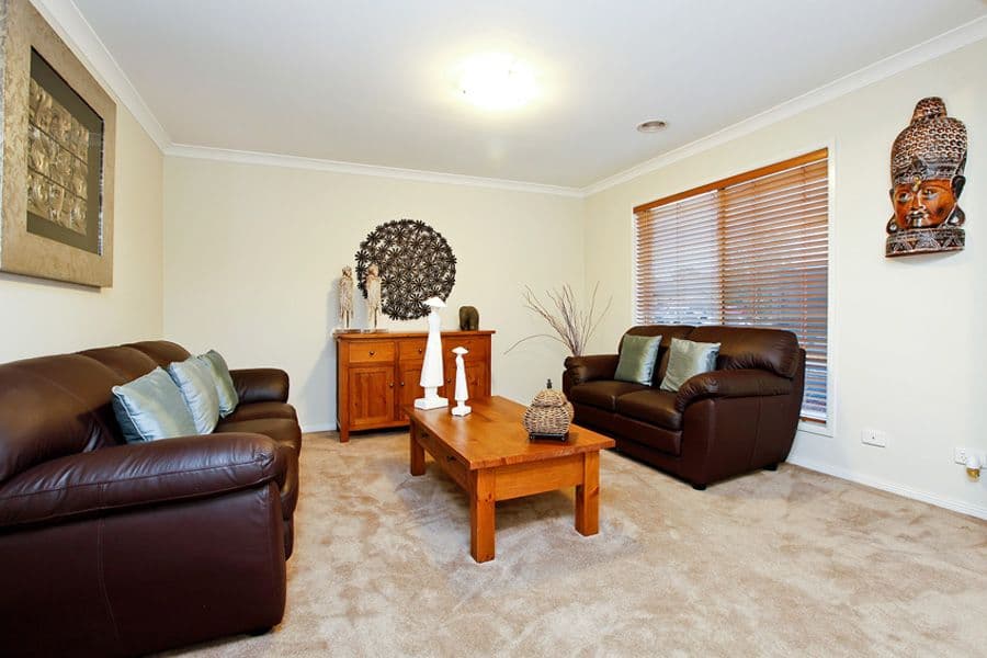 15 Barandon Court, TRUGANINA VIC 3029, Truganina - Thumbnail 2