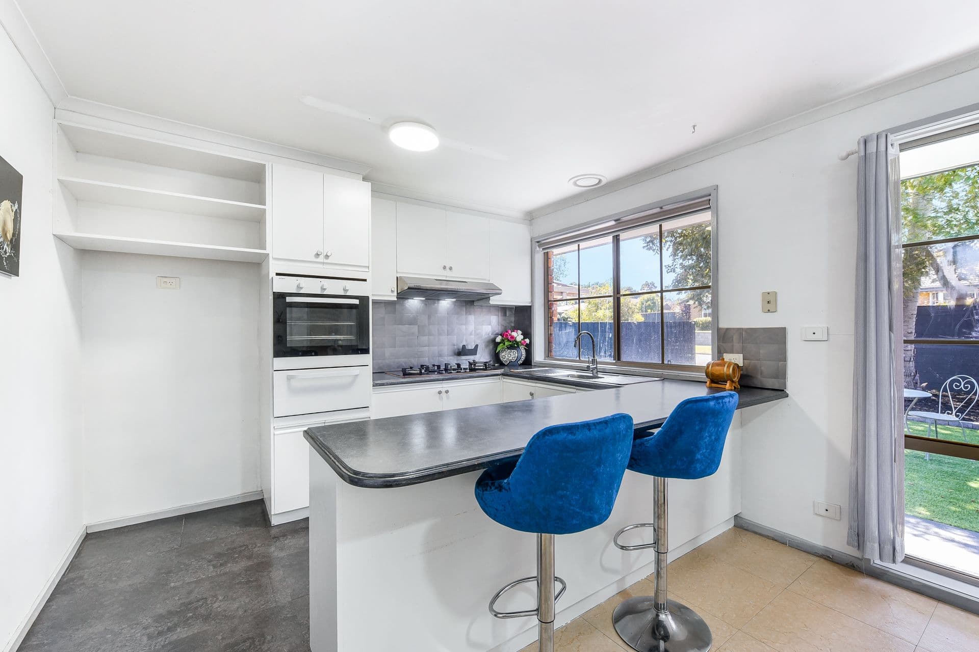 42 Strathavan Drive, Berwick VIC 3806, Berwick - Thumbnail 6