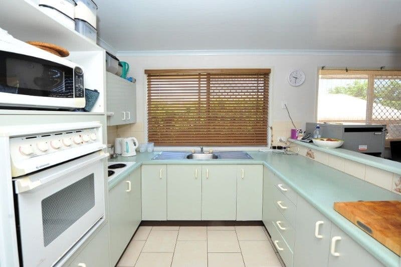 84 Santa Cruz Boulevard, Clear Island Waters, QLD, 4226, Clear Island Waters - Thumbnail 2