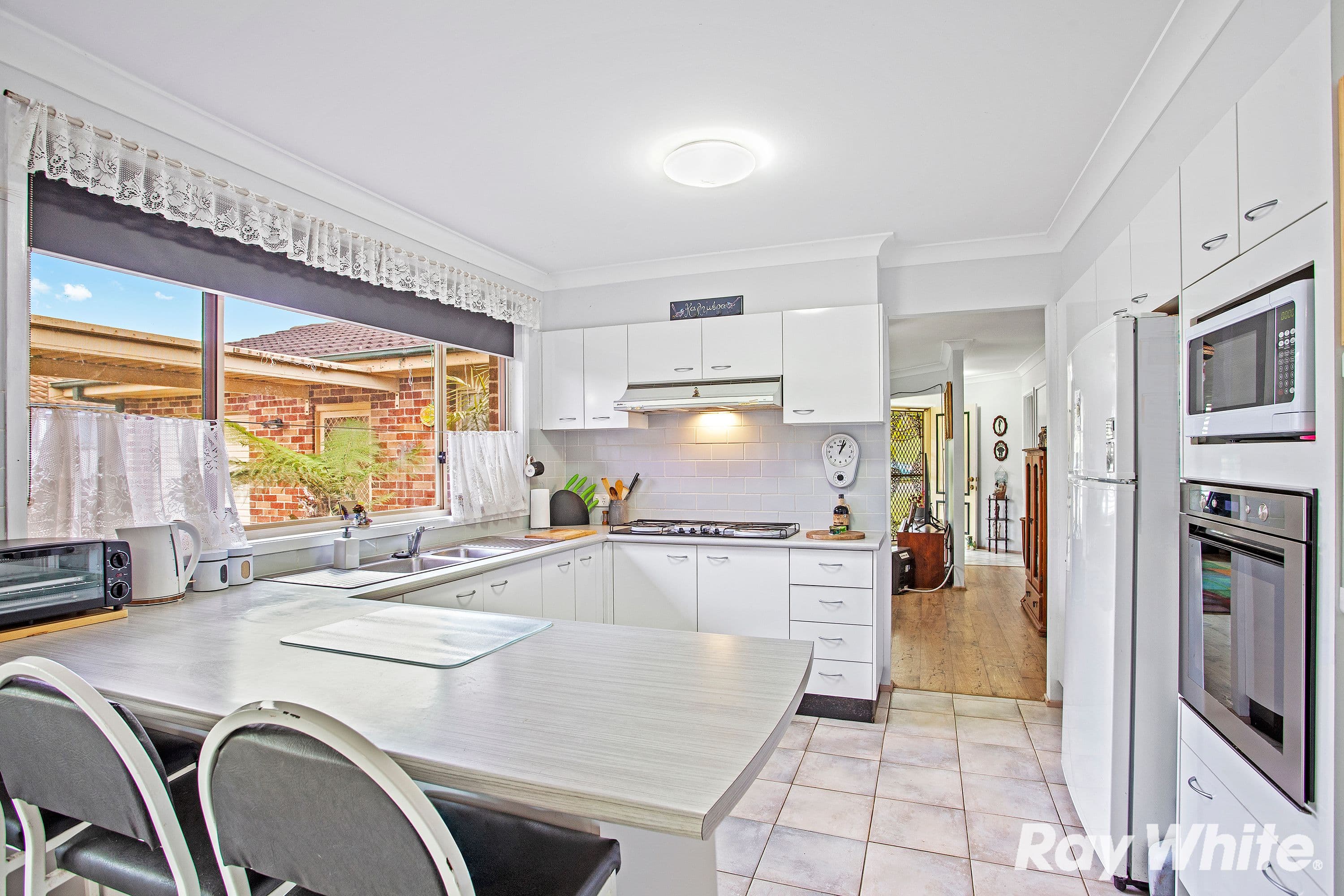 37 Lancaster Parade, Bateau Bay NSW 2261, Bateau Bay - Thumbnail 2