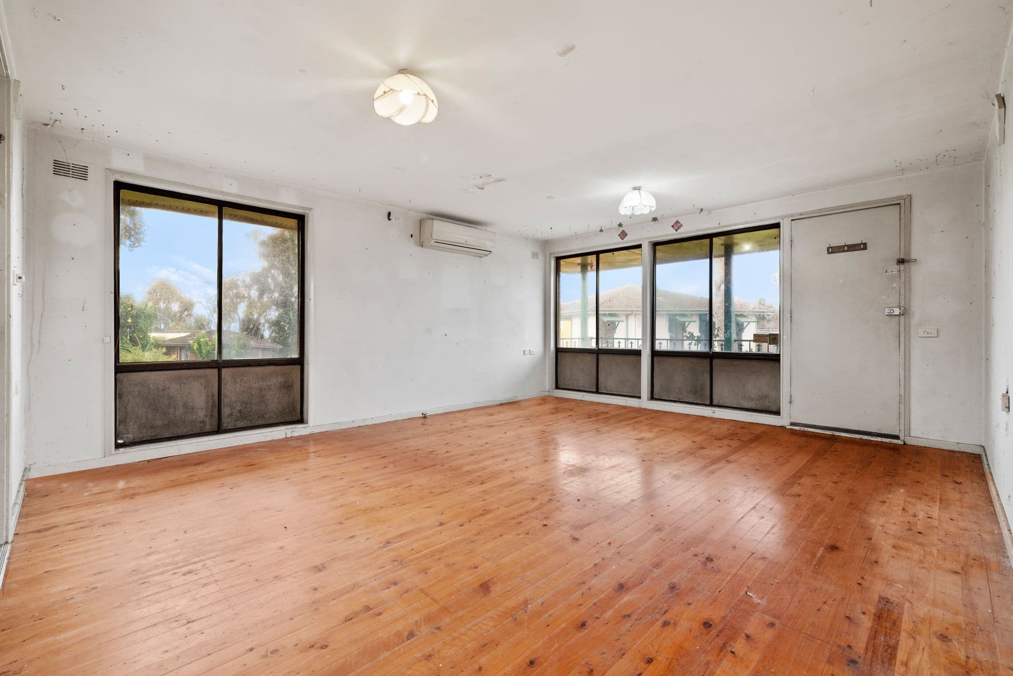 3 Coonong Way, Airds NSW 2560, Airds - Thumbnail 2