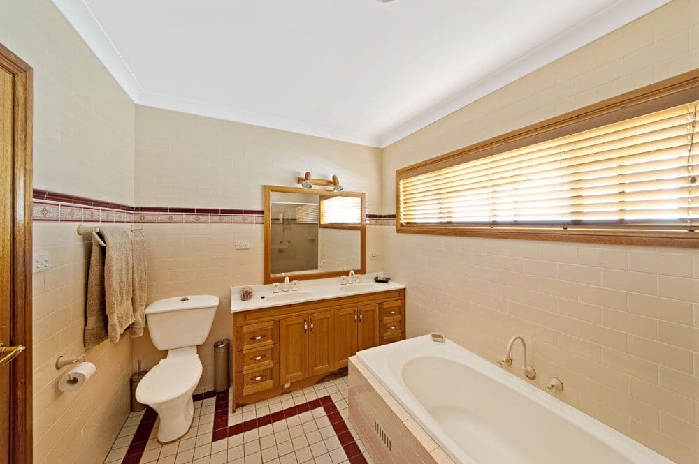 52 Currawong Street, GREEN VALLEY NSW 2168, Green Valley - Thumbnail 2