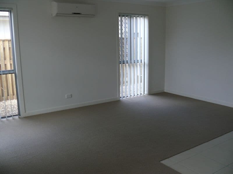 35 Kingsford Drive, UPPER COOMERA QLD 4209, Upper Coomera - Thumbnail 5