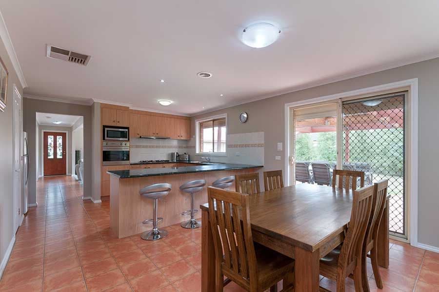 15 Goulburn Way, Craigieburn VIC 3064, Craigieburn - Thumbnail 4