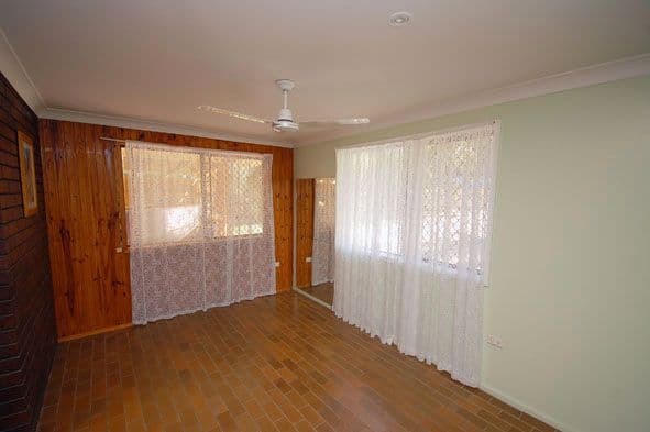 23 Caroline Street, YEPPOON QLD 4703, Yeppoon - Thumbnail 3