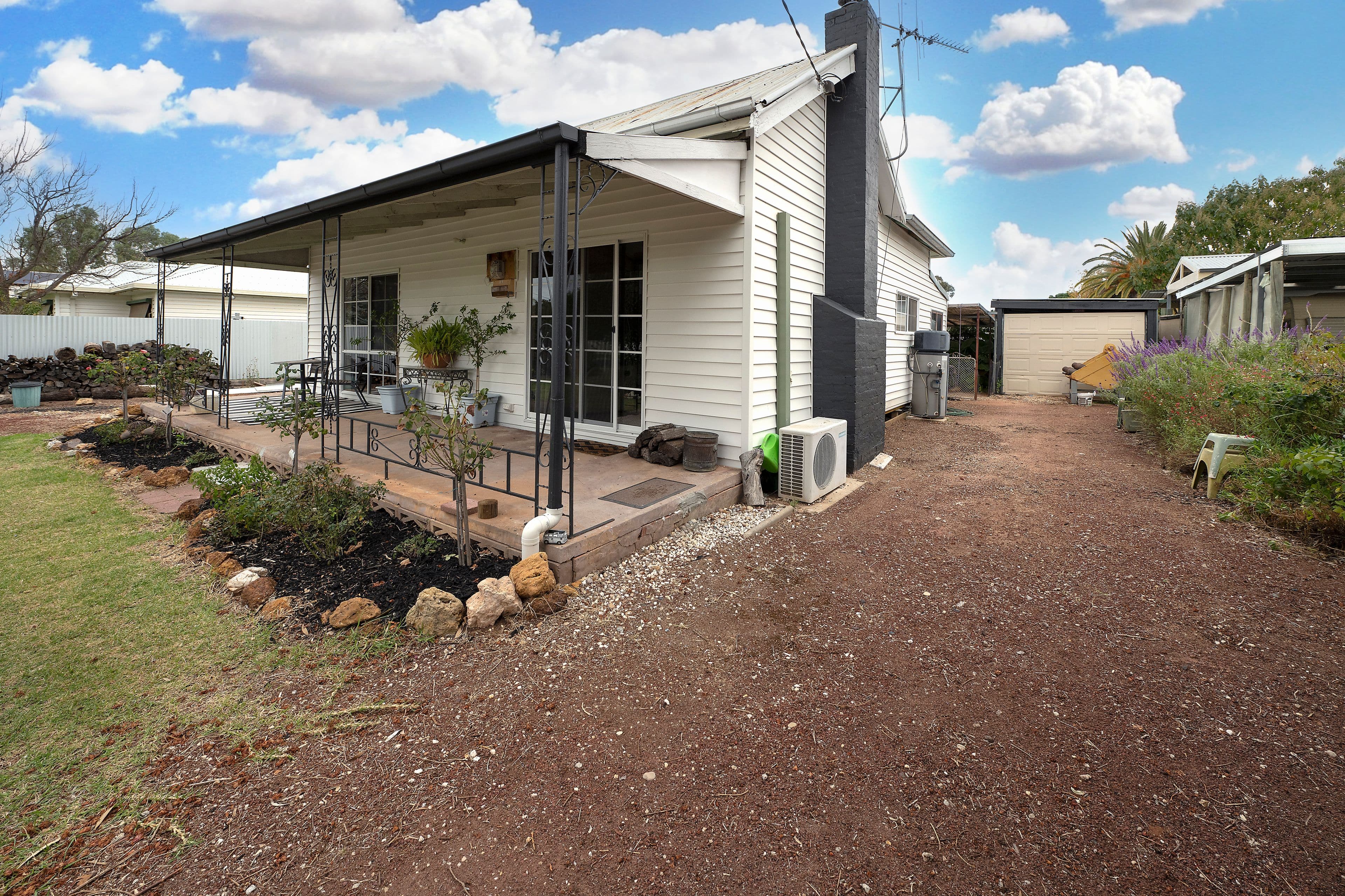 9 Kerang Street, Lake Boga VIC 3584, Lake Boga - Thumbnail 2