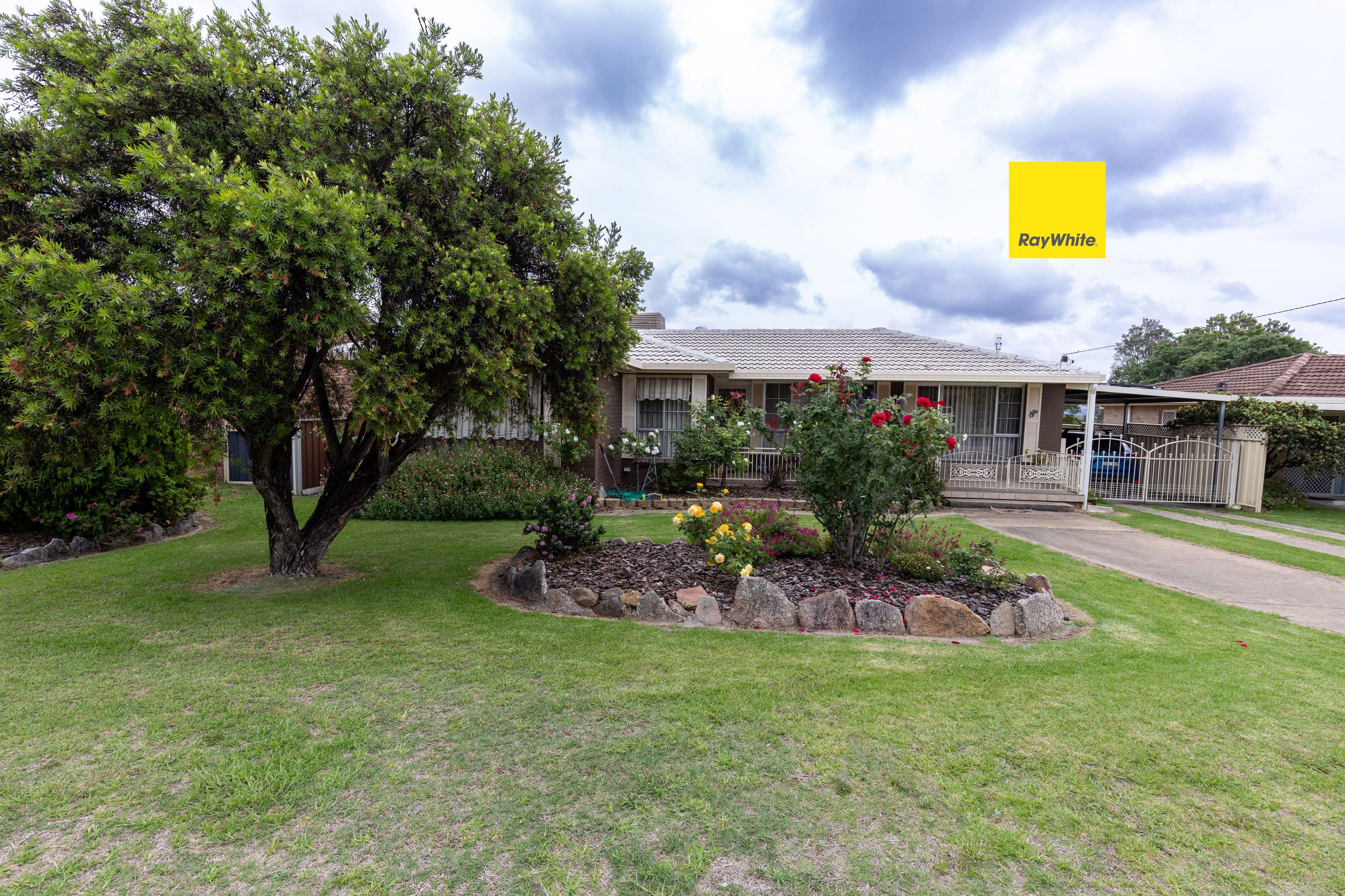14 Zircon Street, Inverell NSW 2360, Inverell - Image 1