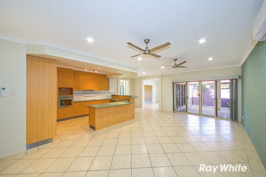 11 Bilinga Court, Sandstone Point QLD 4511, Sandstone Point - Thumbnail 3