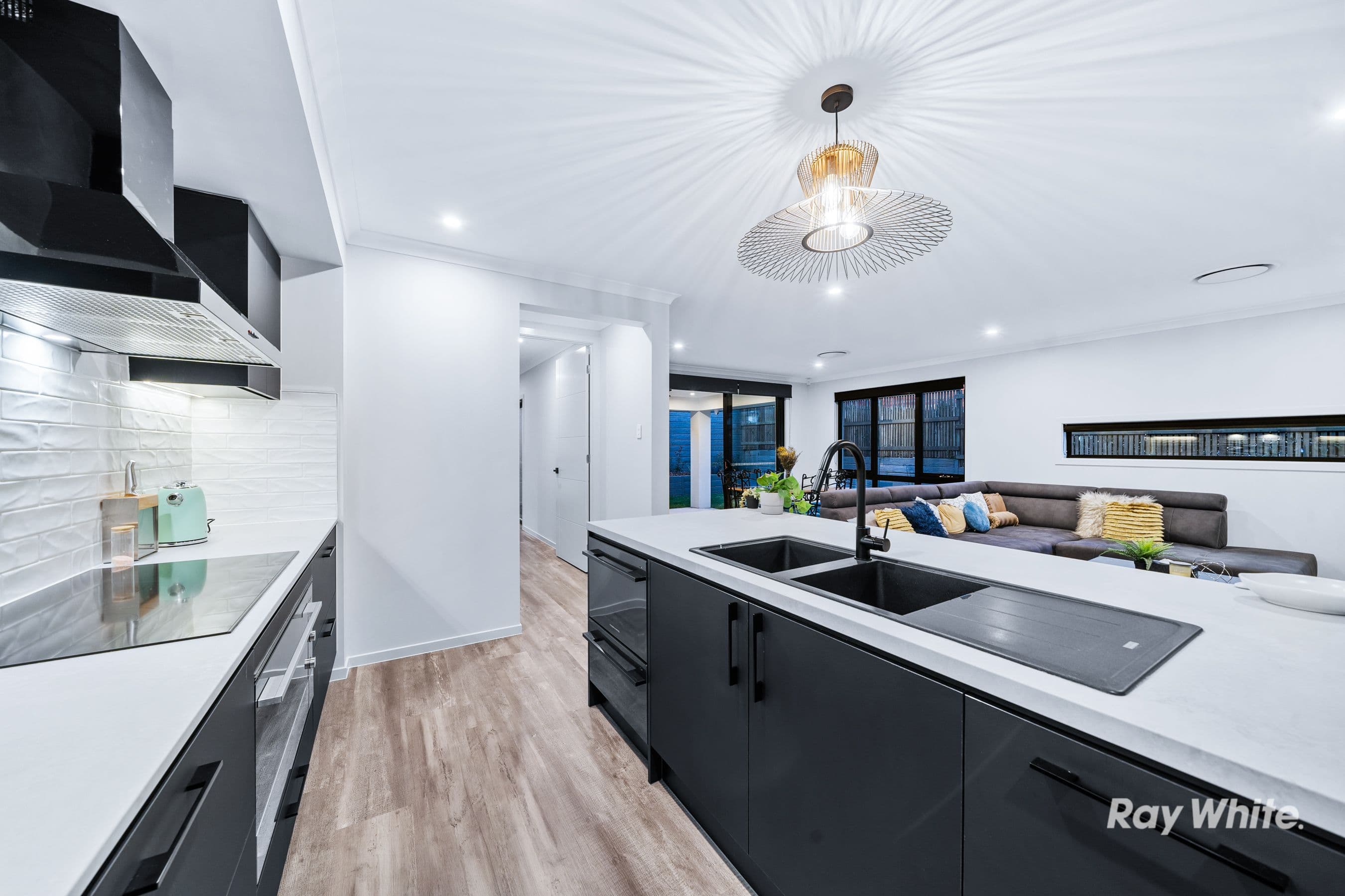 1 Apple Avenue, Greenbank QLD 4124, Greenbank - Thumbnail 4