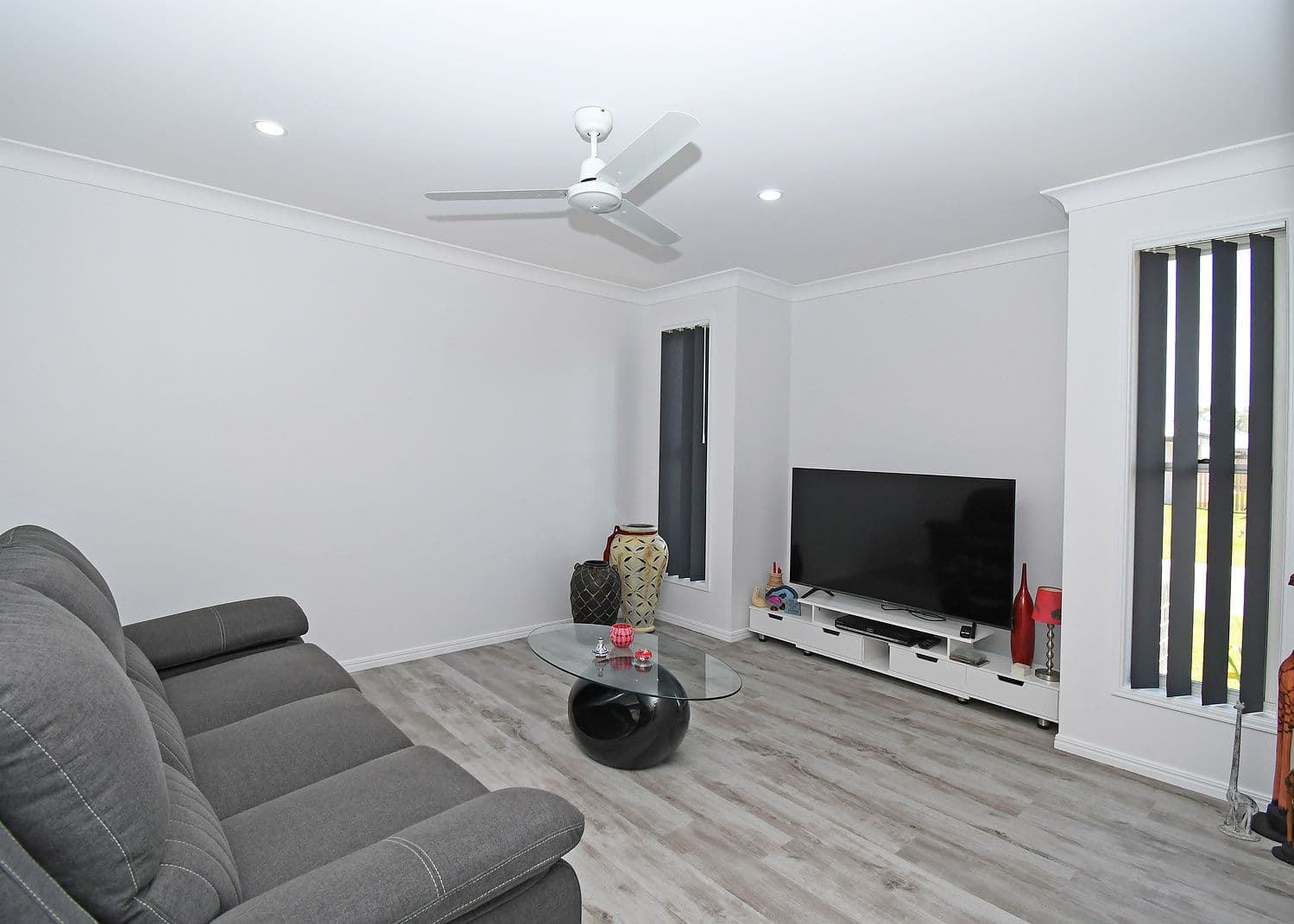 14 Bonavista Way, Eli Waters QLD 4655, Eli Waters - Thumbnail 2