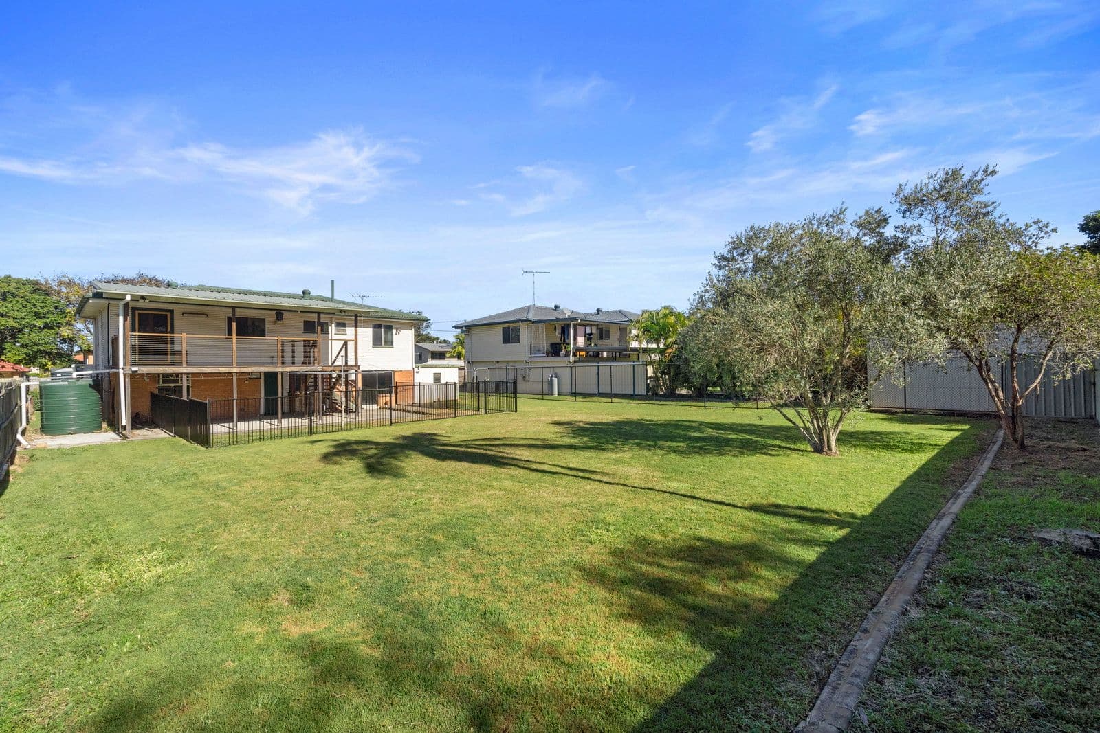 160 Nyleta Street, Coopers Plains QLD 4108, Coopers Plains - Thumbnail 3
