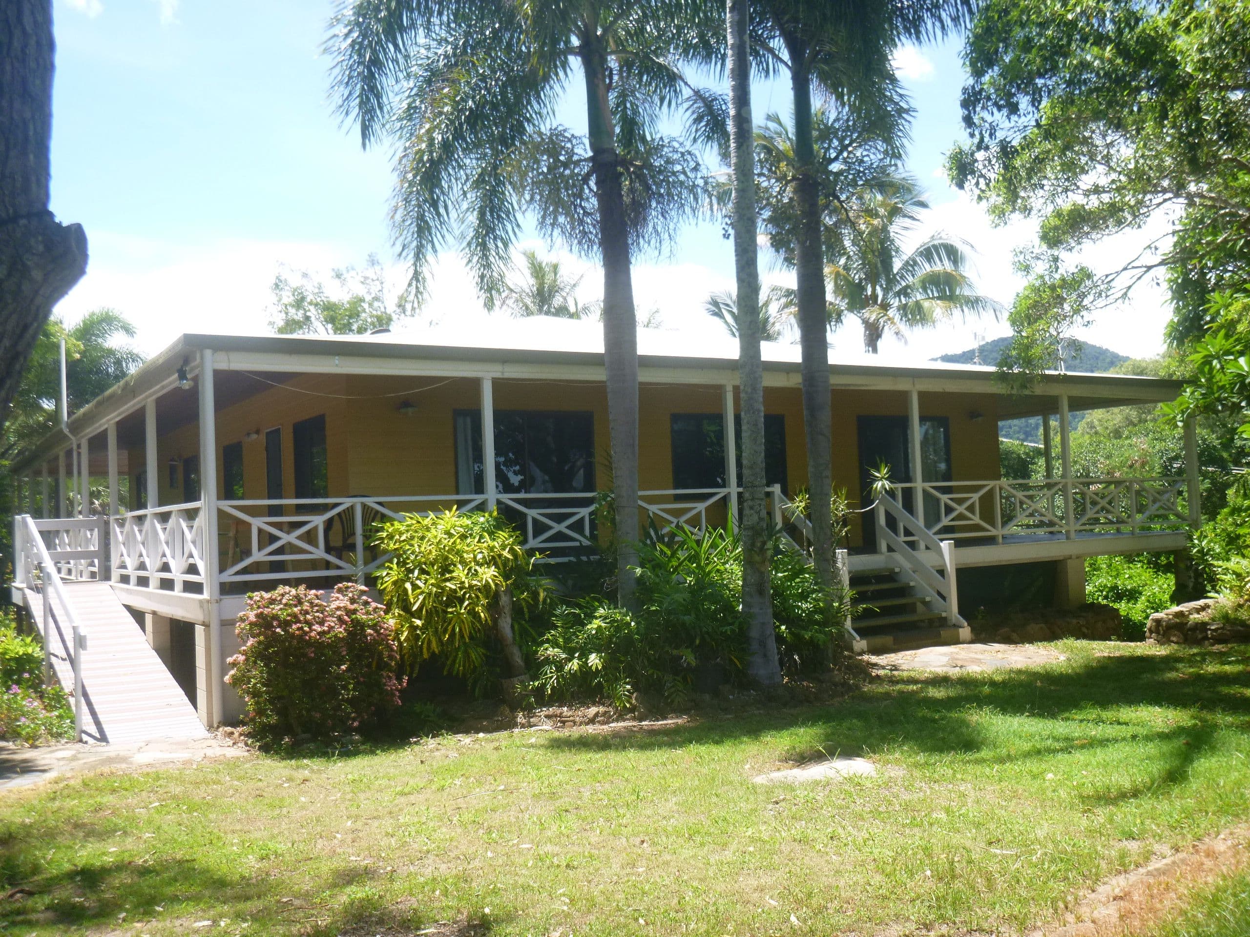 125 Hope Street, Cooktown QLD 4895, Cooktown - Thumbnail 2