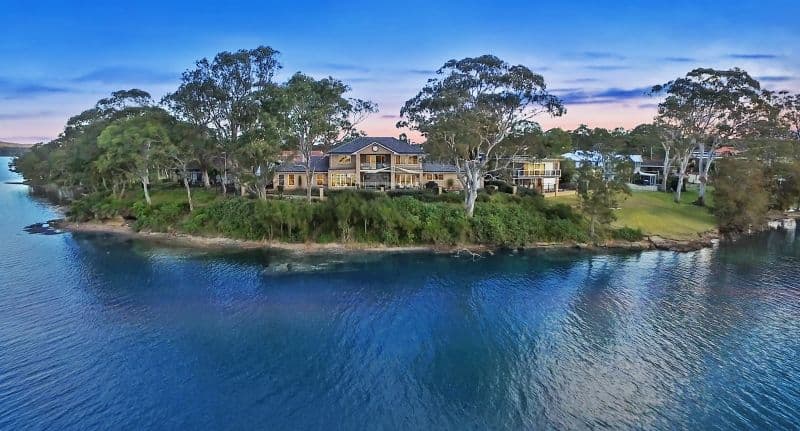 8 Coora Place, Gwandalan - Image 1