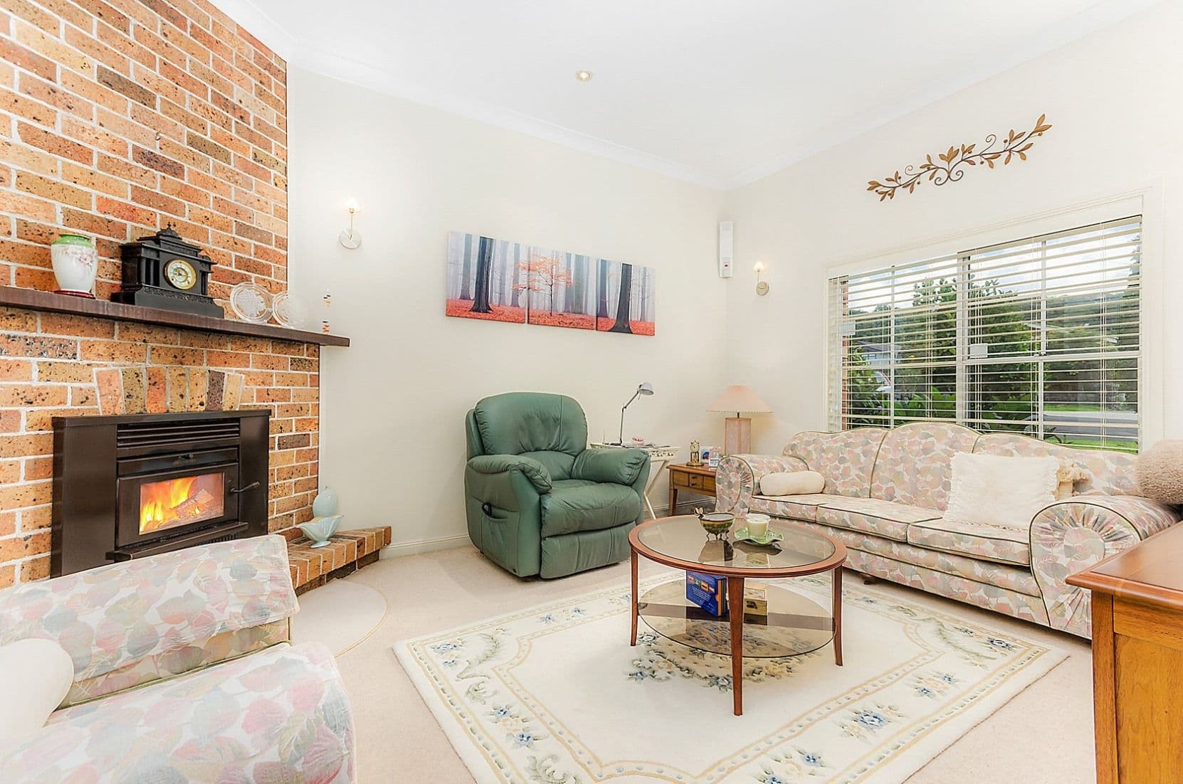 32 Hillcrest Avenue, Woonona NSW 2517, Woonona - Thumbnail 2