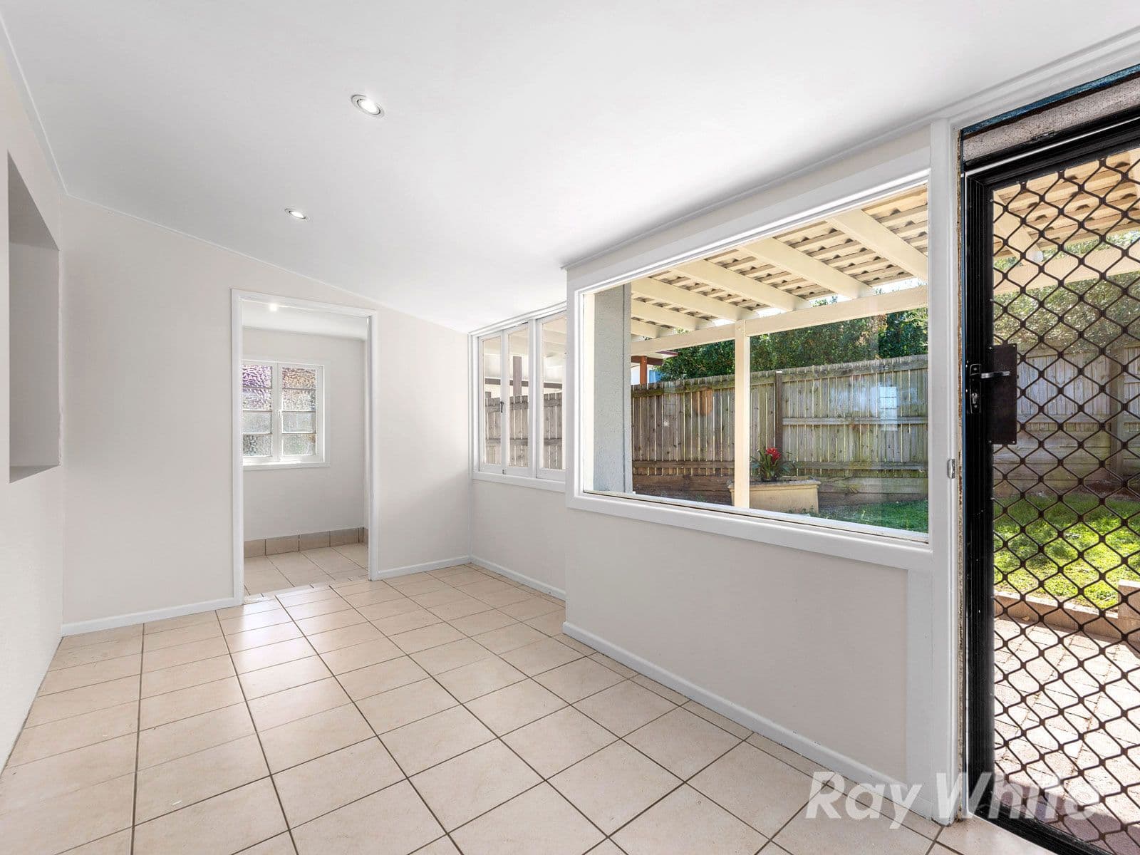 220 Edinburgh Castle Road, Wavell Heights QLD 4012, Wavell Heights - Thumbnail 6