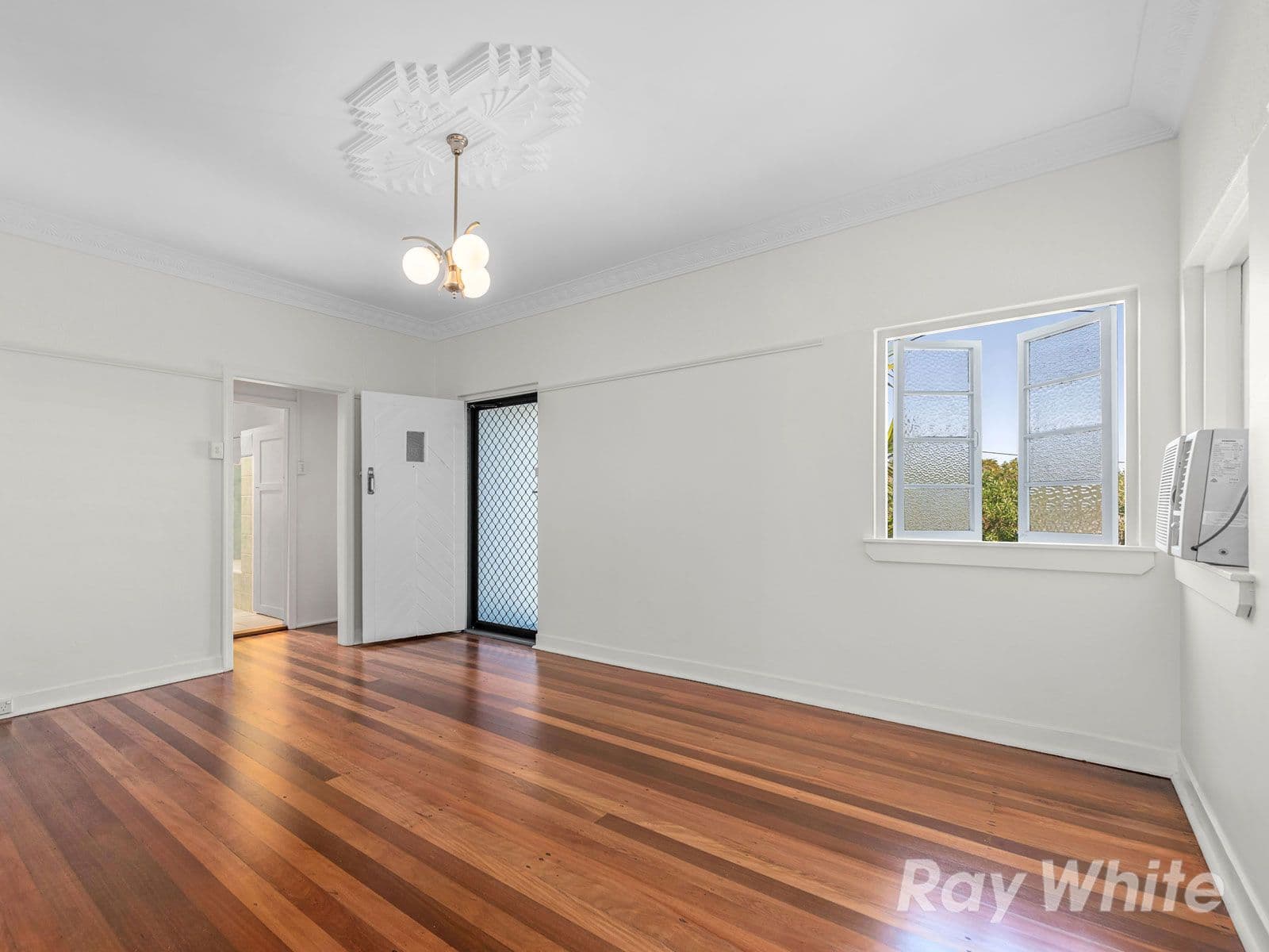 220 Edinburgh Castle Road, Wavell Heights QLD 4012, Wavell Heights - Thumbnail 8