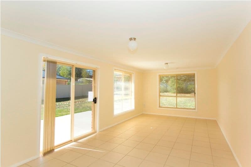 7 Walpole Close, BATHURST NSW 2795, Bathurst - Thumbnail 8