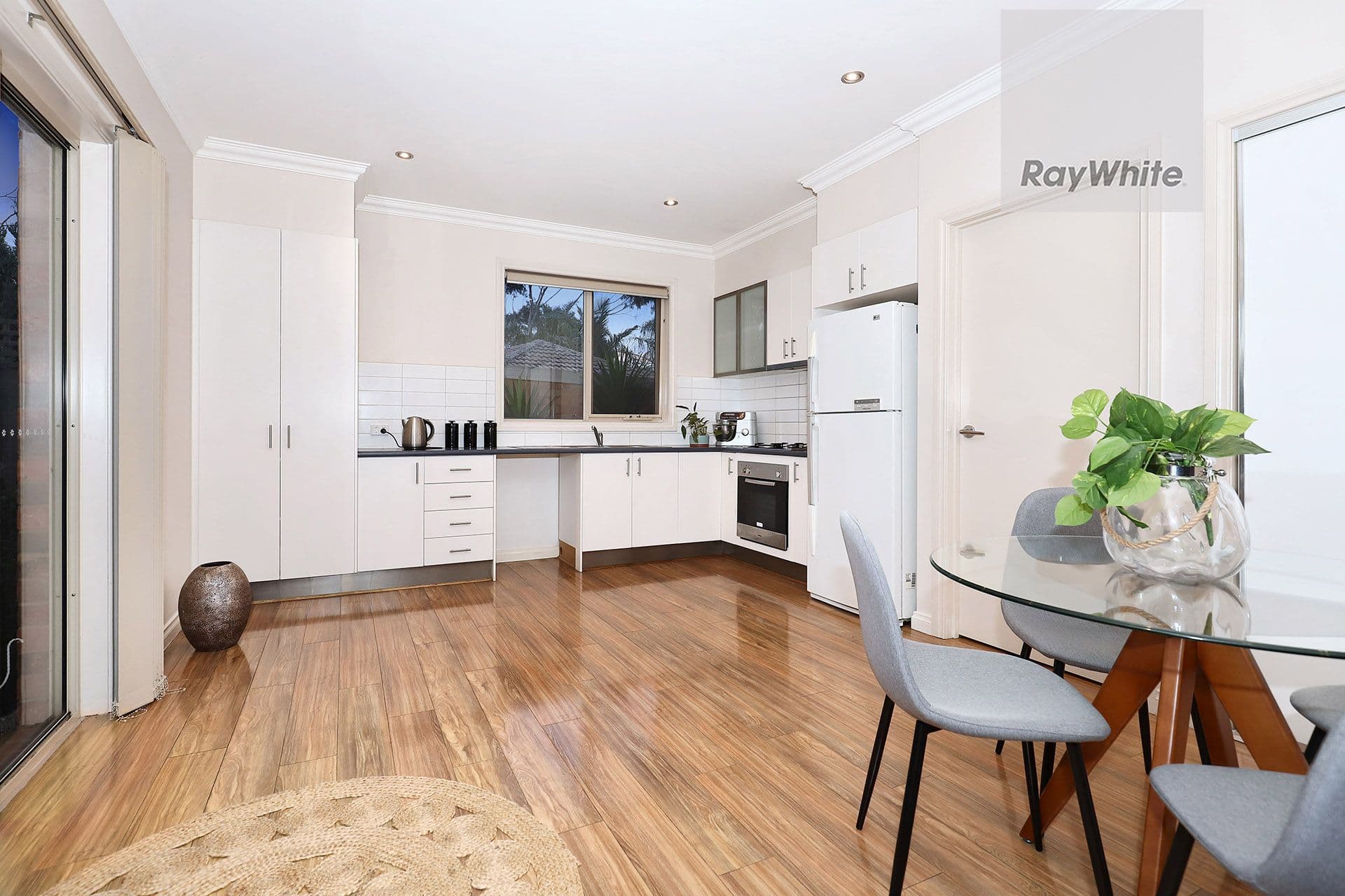 26 Hillcrest Drive, Westmeadows VIC 3049, Westmeadows - Thumbnail 6