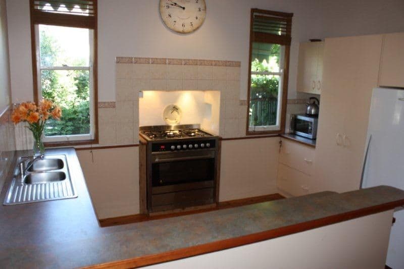15 Tower Street, COROWA NSW 2646, Corowa - Thumbnail 2