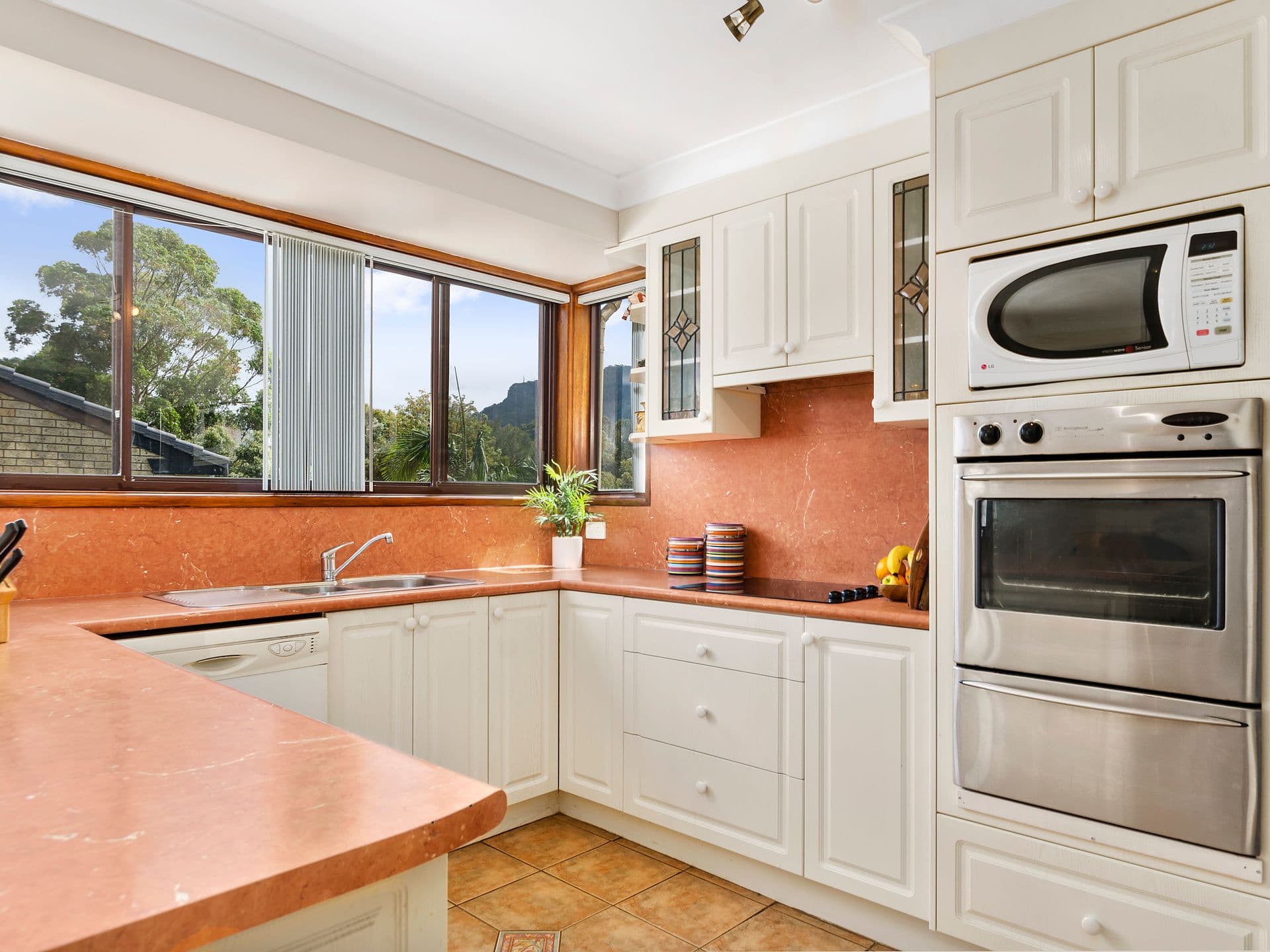 24 Glenhaven Street, Woonona - Thumbnail 3