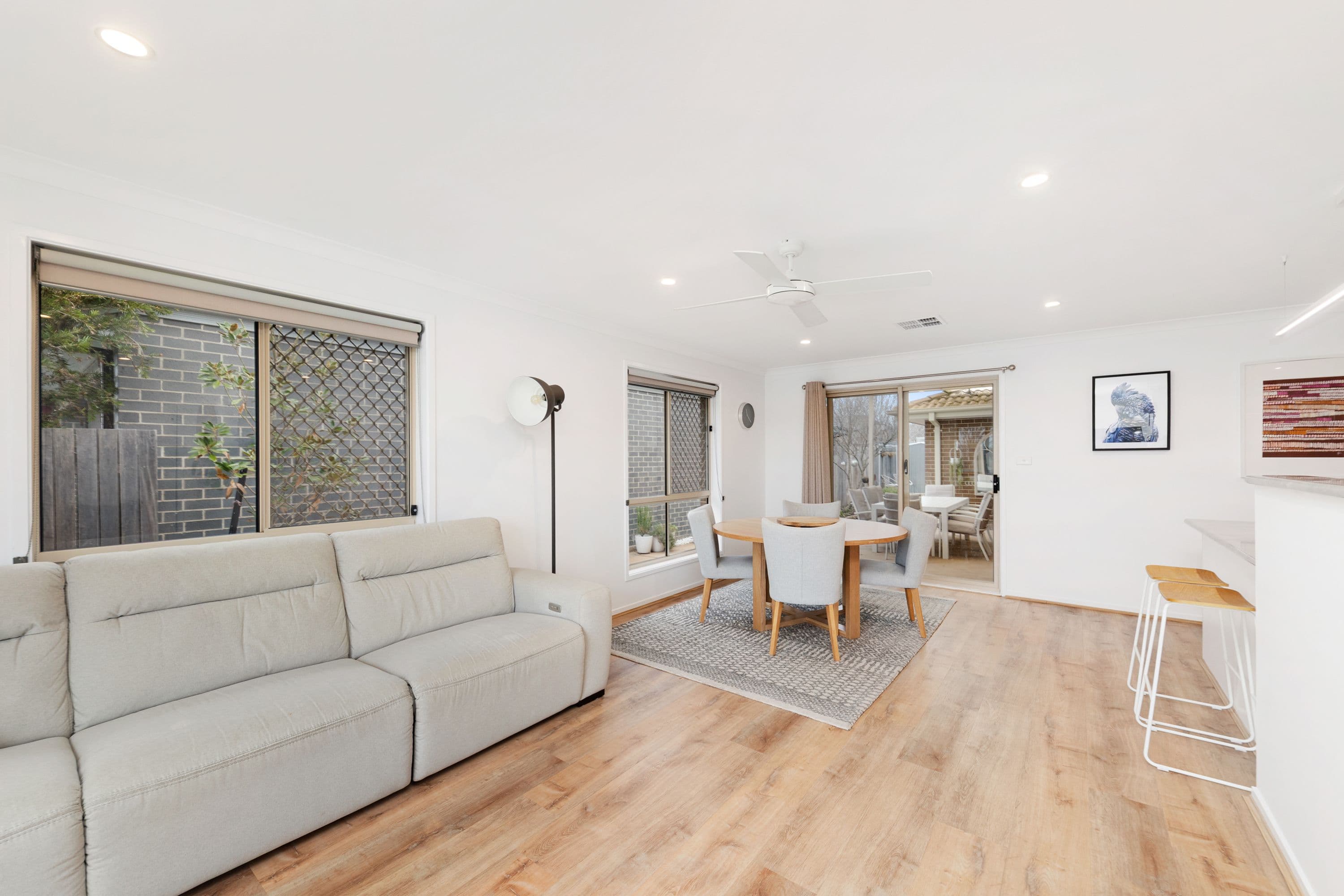 194 Macfarlane Burnet Avenue, Macgregor ACT 2615, Macgregor - Thumbnail 2