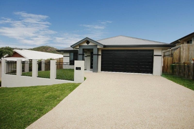 12 Lockyer Place, MOUNT LOUISA QLD 4814, Mount Louisa - Thumbnail 2