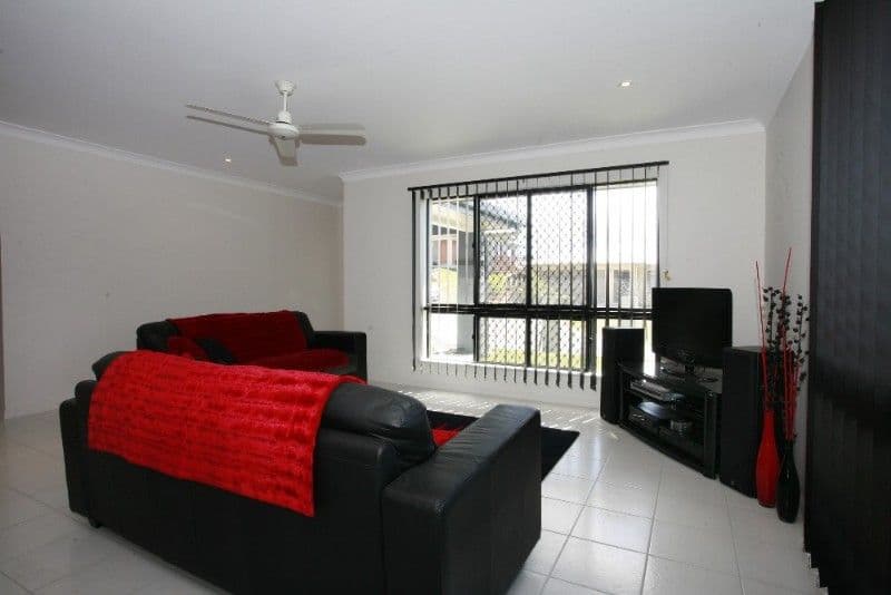 12 Lockyer Place, MOUNT LOUISA QLD 4814, Mount Louisa - Thumbnail 4