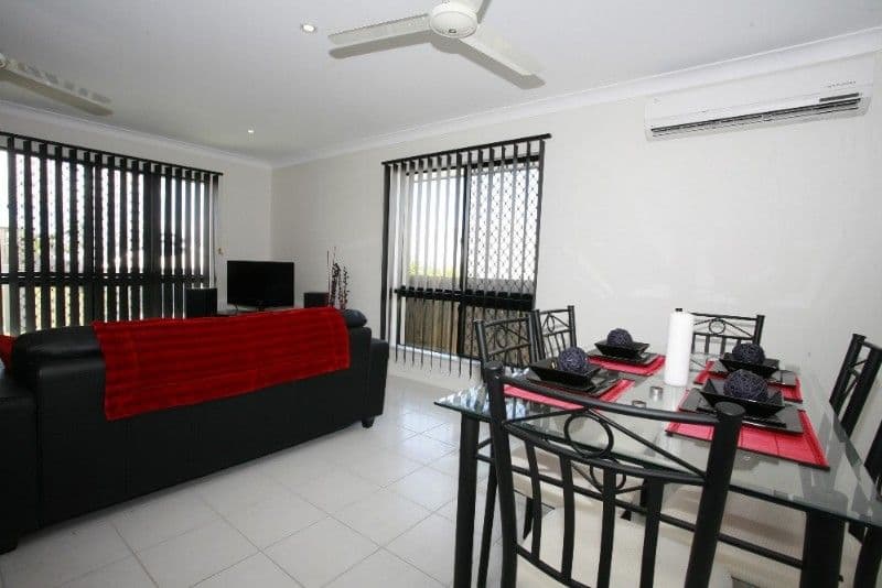 12 Lockyer Place, MOUNT LOUISA QLD 4814, Mount Louisa - Thumbnail 5