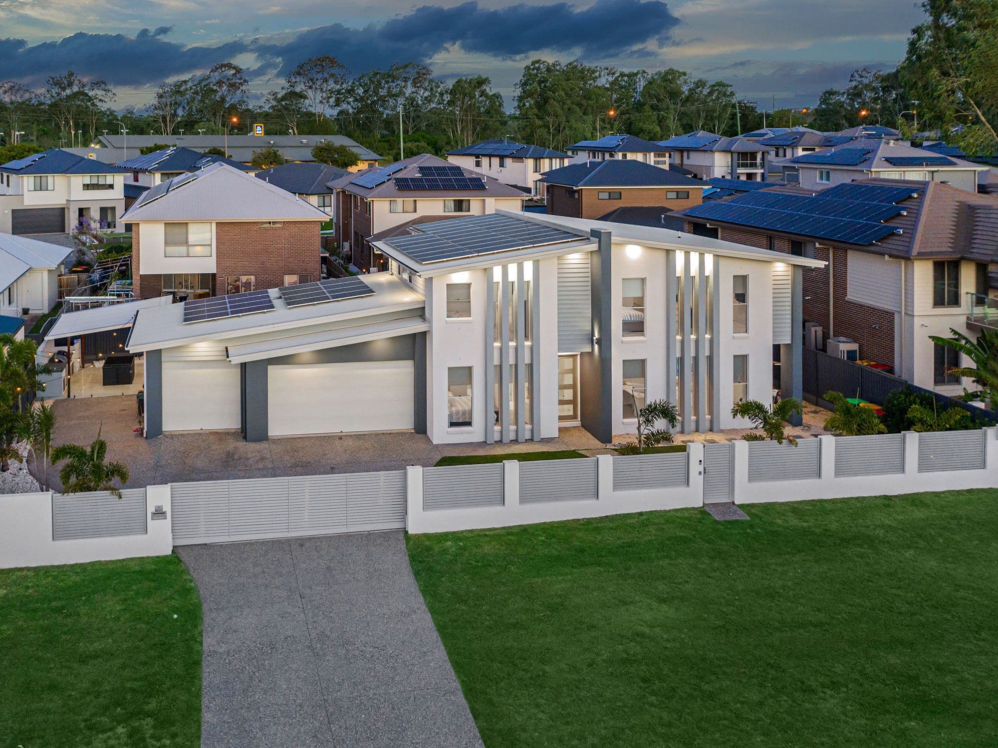 20 Apulia Place, Bridgeman Downs QLD 4035, Bridgeman Downs - Image 1