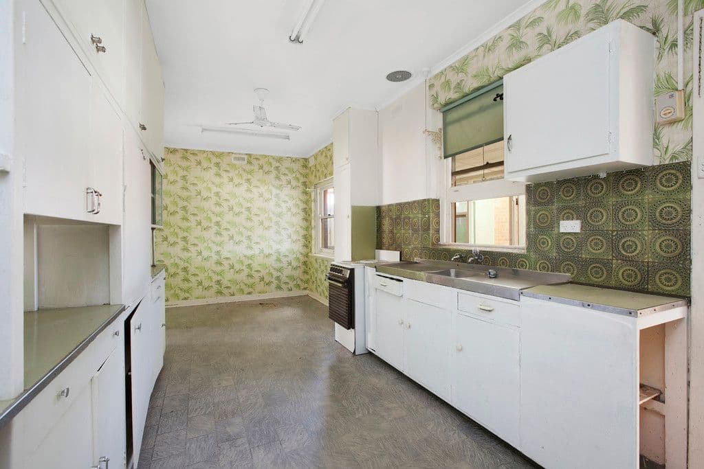 32 Reedie Street, Henley Beach SA 5022, Henley Beach - Thumbnail 5
