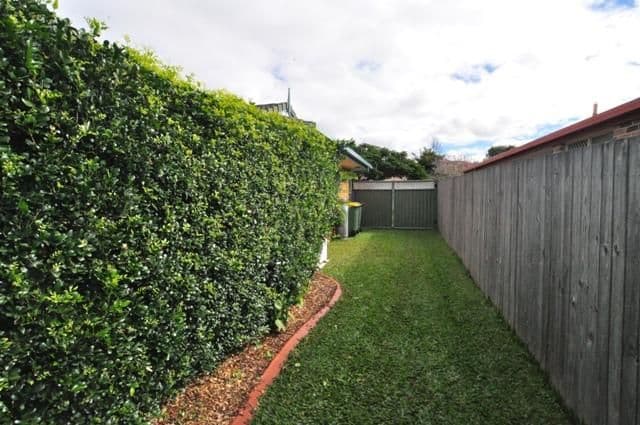 12 Lakewood Court, HELENSVALE QLD 4212, Helensvale - Thumbnail 4