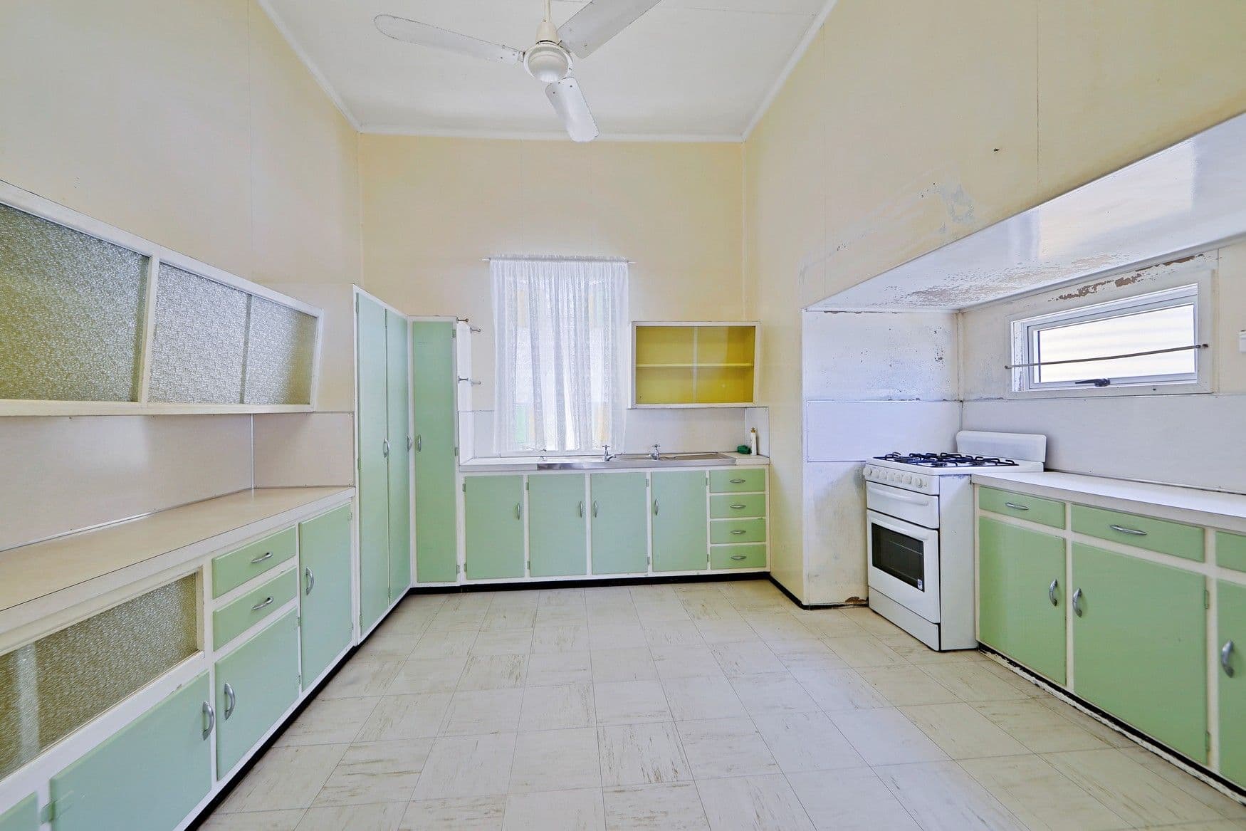 95 Lamb Street, Walkervale QLD 4670, Walkervale - Thumbnail 2