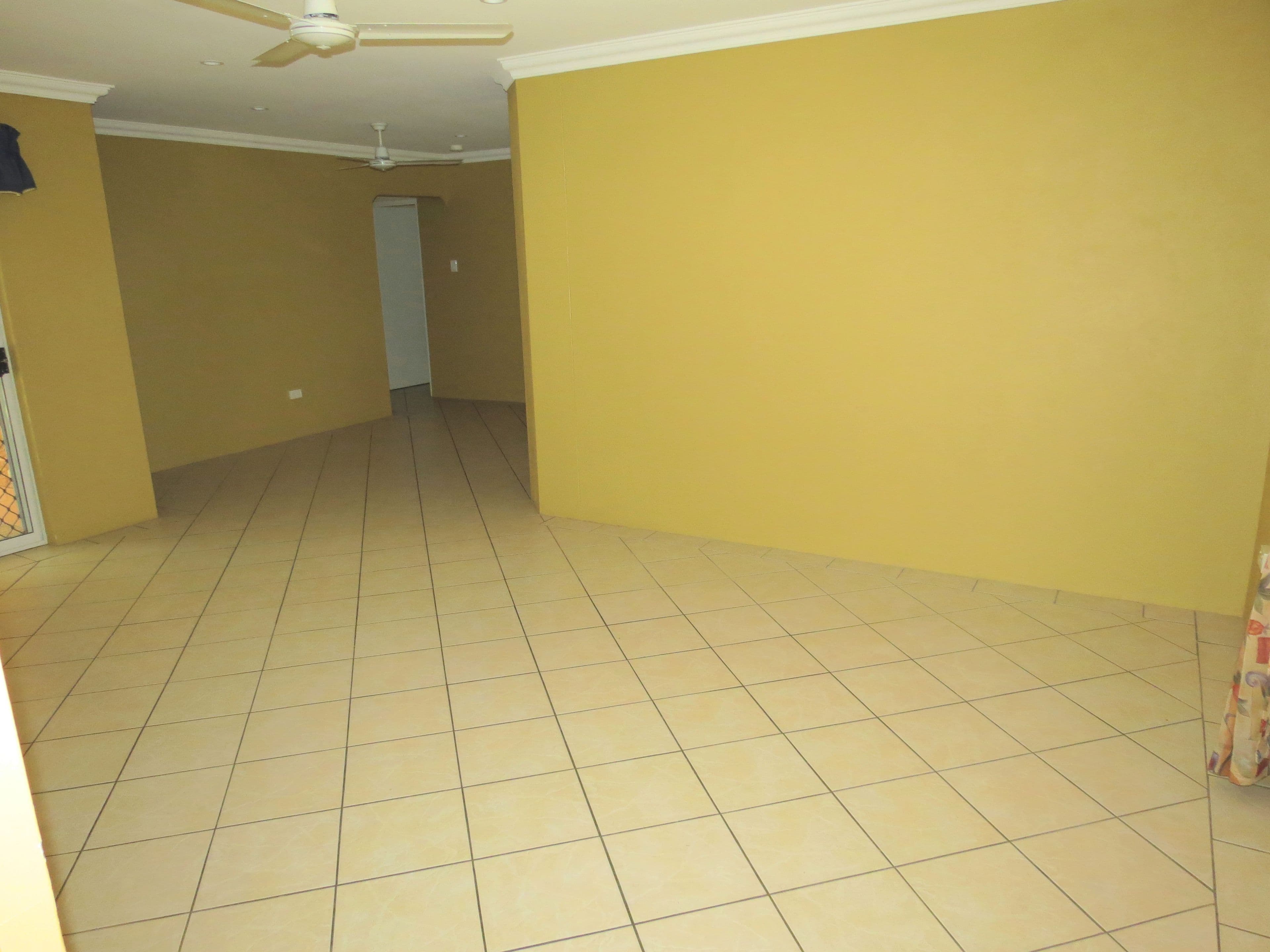 3 Kurrajong Close, Emerald QLD 4720, Emerald - Thumbnail 3