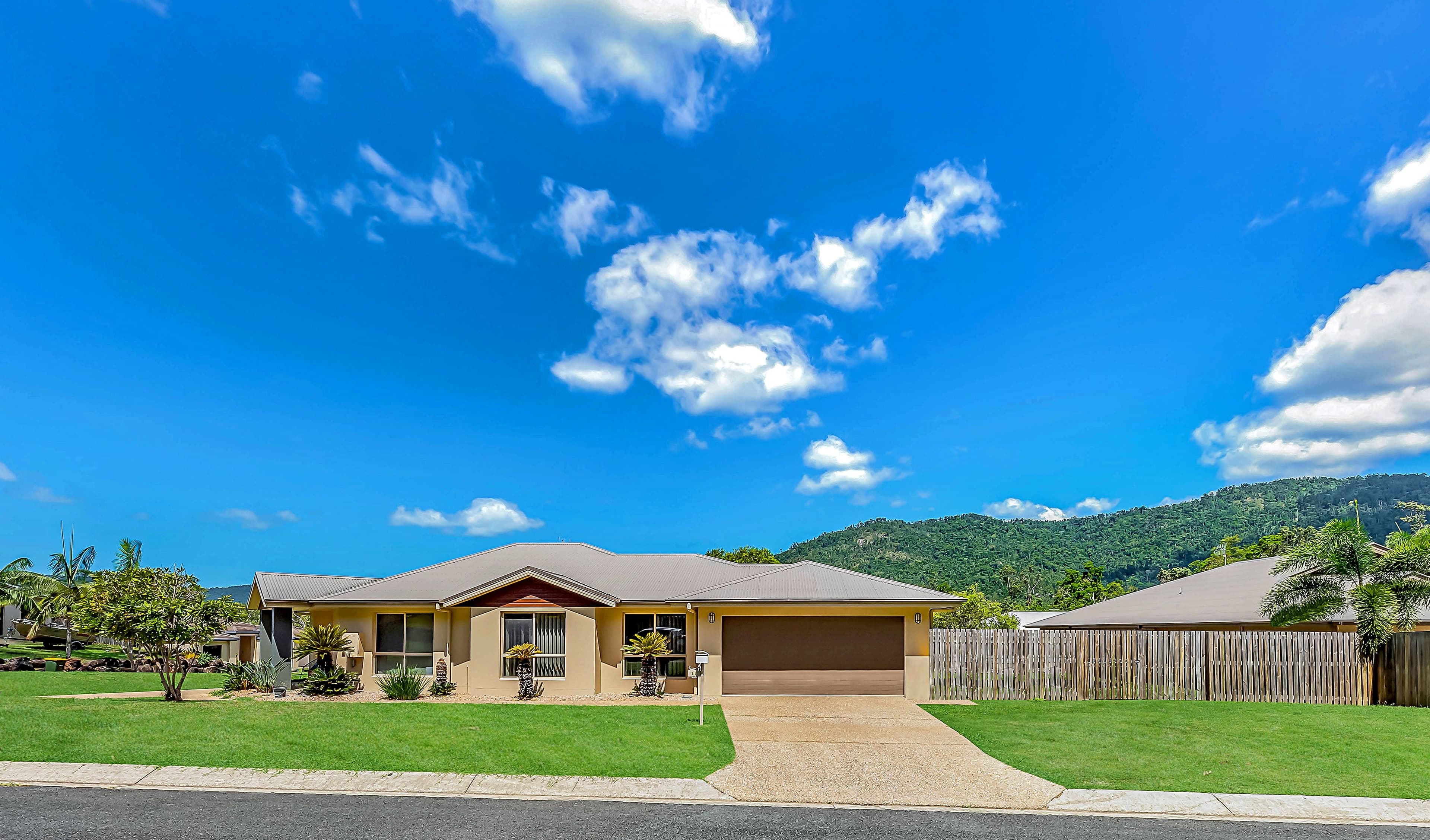 25 Armada Crescent, Jubilee Pocket QLD 4802, Jubilee Pocket - Image 1
