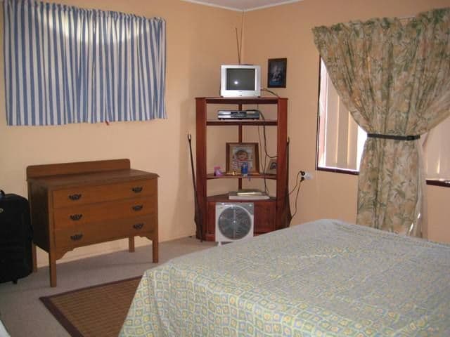 62 Fifth Avenue, PALM BEACH QLD 4221, Palm Beach - Thumbnail 2