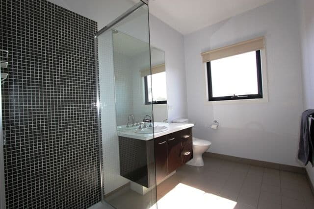 22 Vaughan Street, Cowes VIC 3922, Cowes - Thumbnail 6